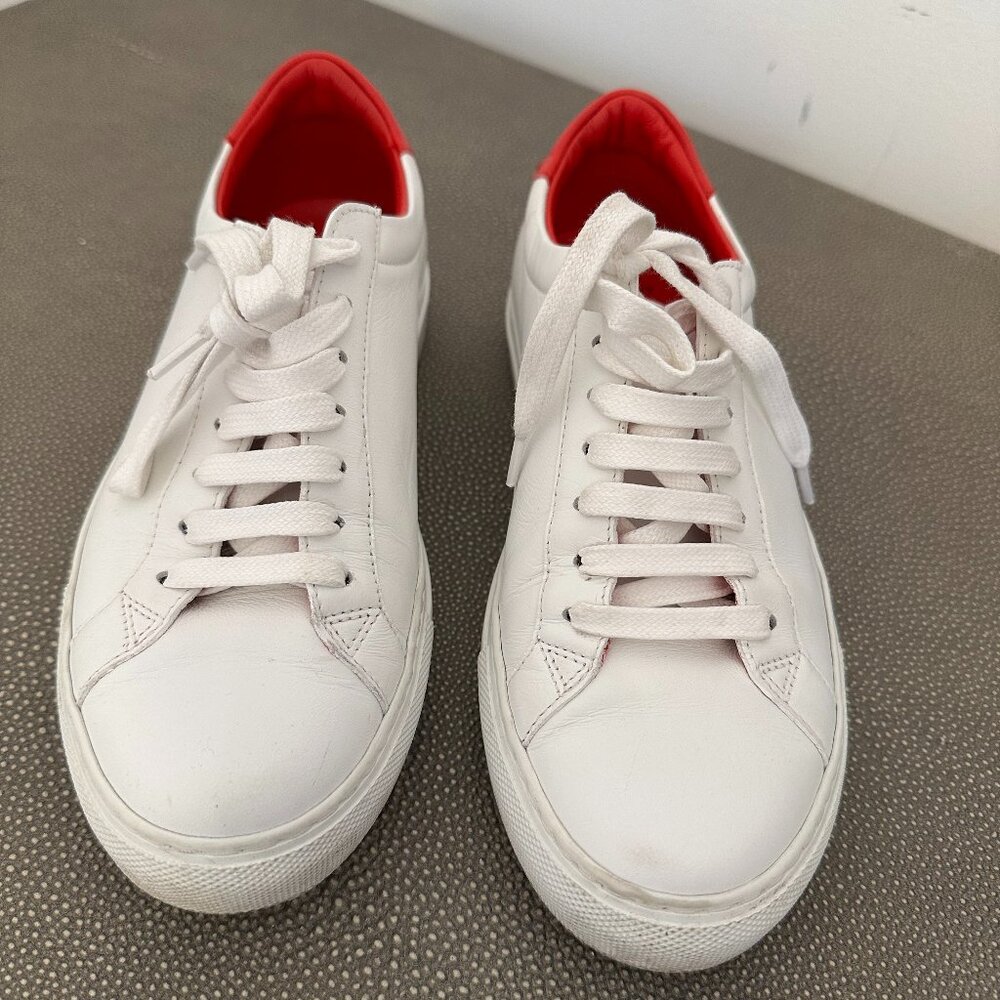 Givenchy Sneakers